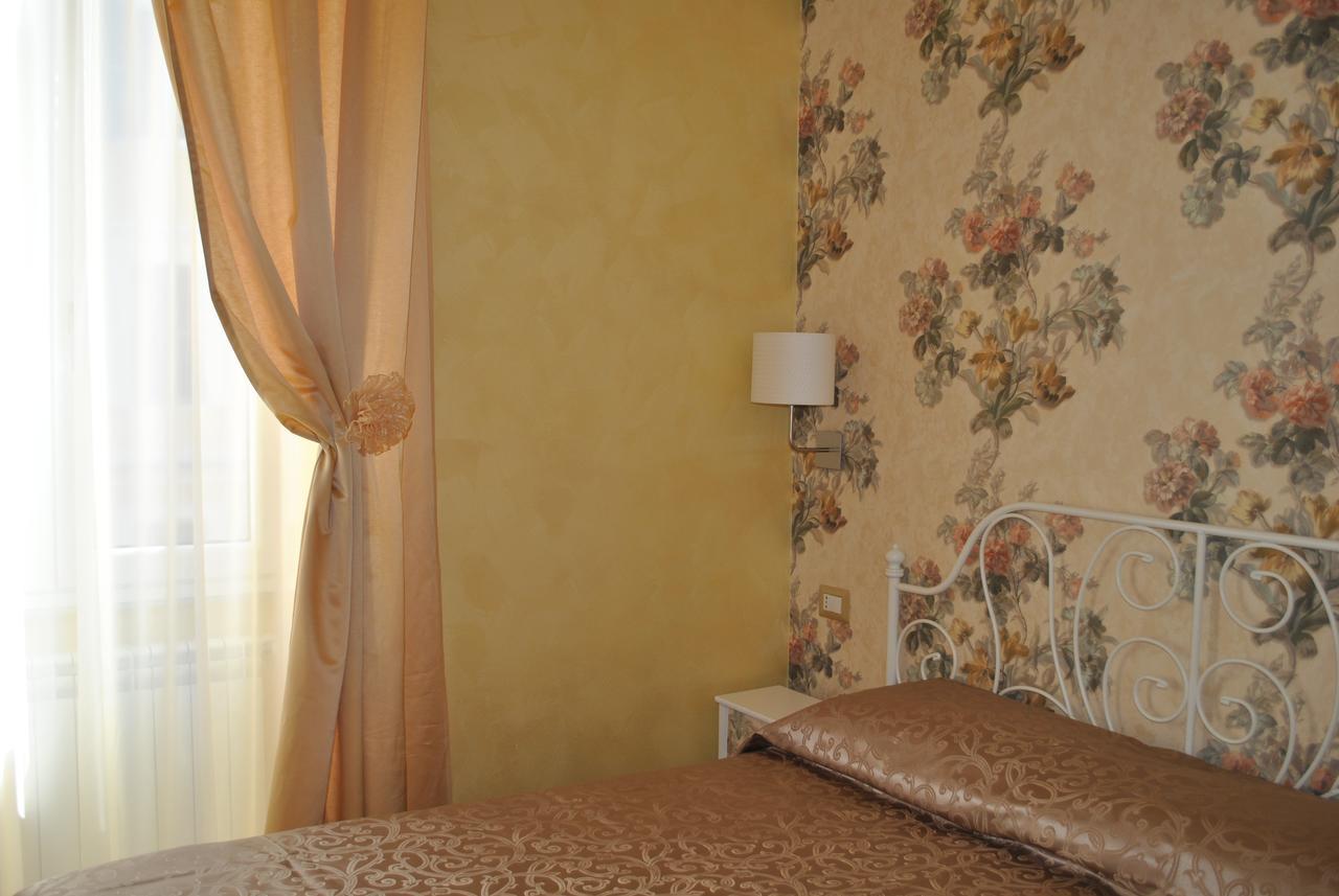 Cameo B&B Rome Bagian luar foto